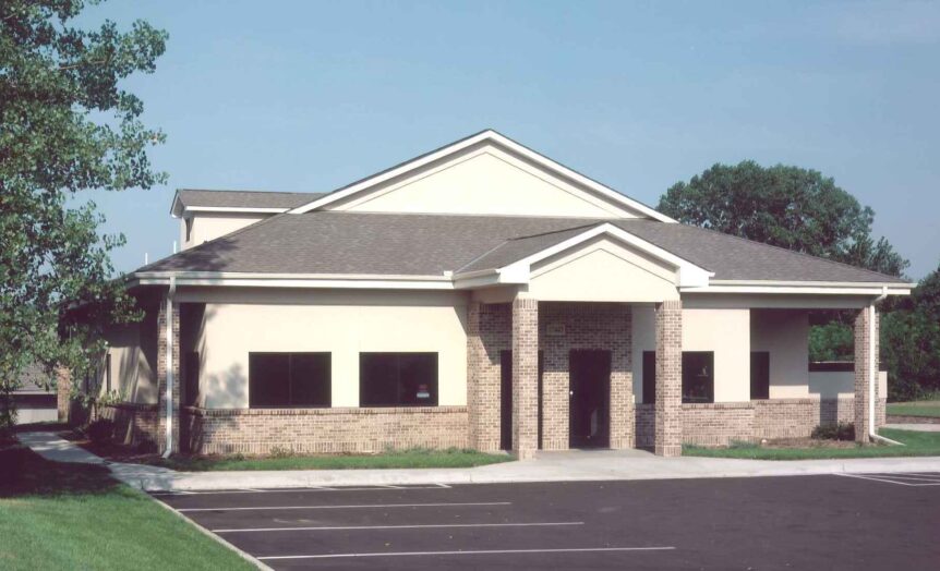 MN Vet clinic construction complete for Southfork Animal Ext by APPRO Development