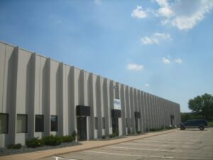 Multi Tenant Office/Warehouse project at cedar 70-2 by APPRO Development