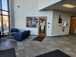 PROFESSIONAL OFFICE SUITE NEAR I-35