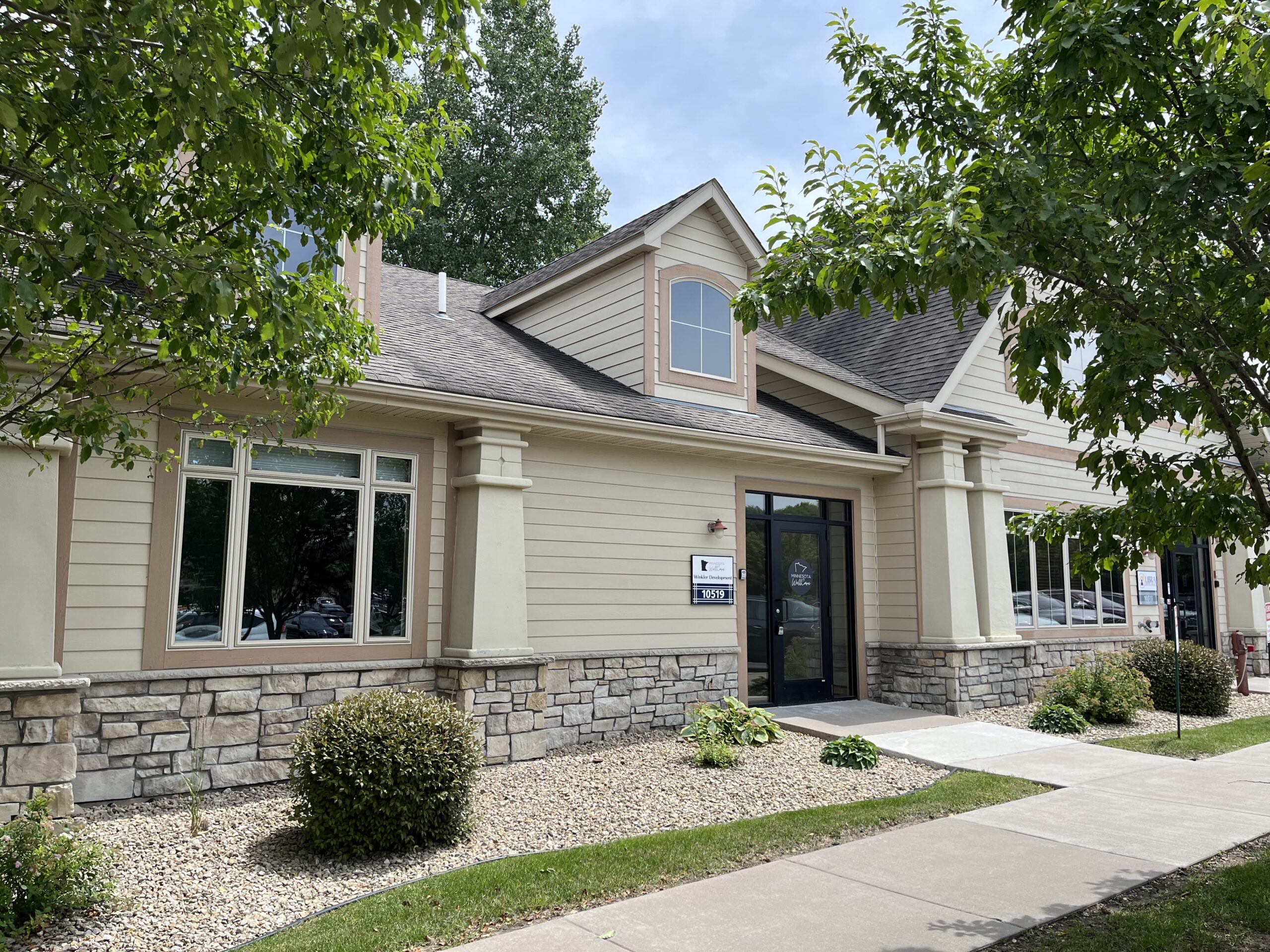 lakeville town offices lease space