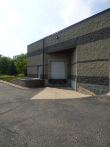 office warehouse building lease lakeville