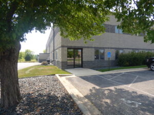 office warehouse building lease lakeville