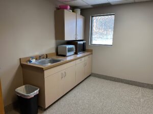 professional office showroom building available