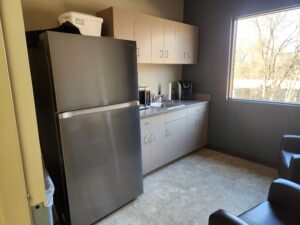 office warehouse lease space south saint paul